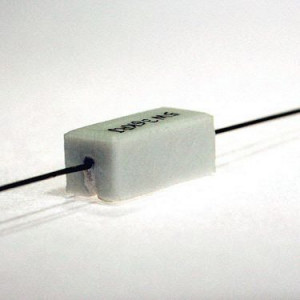 Rezystor ceramiczny SQP 5W 300R 5%