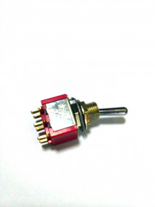 Przełącznik dźwigniowy T80-8012B-T1B1M1
